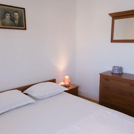 Apartments Ivica - 150M From Sea Trogir Exterior foto